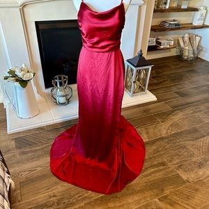 NOX ANABEL FITTED COWL SATIN GOWN